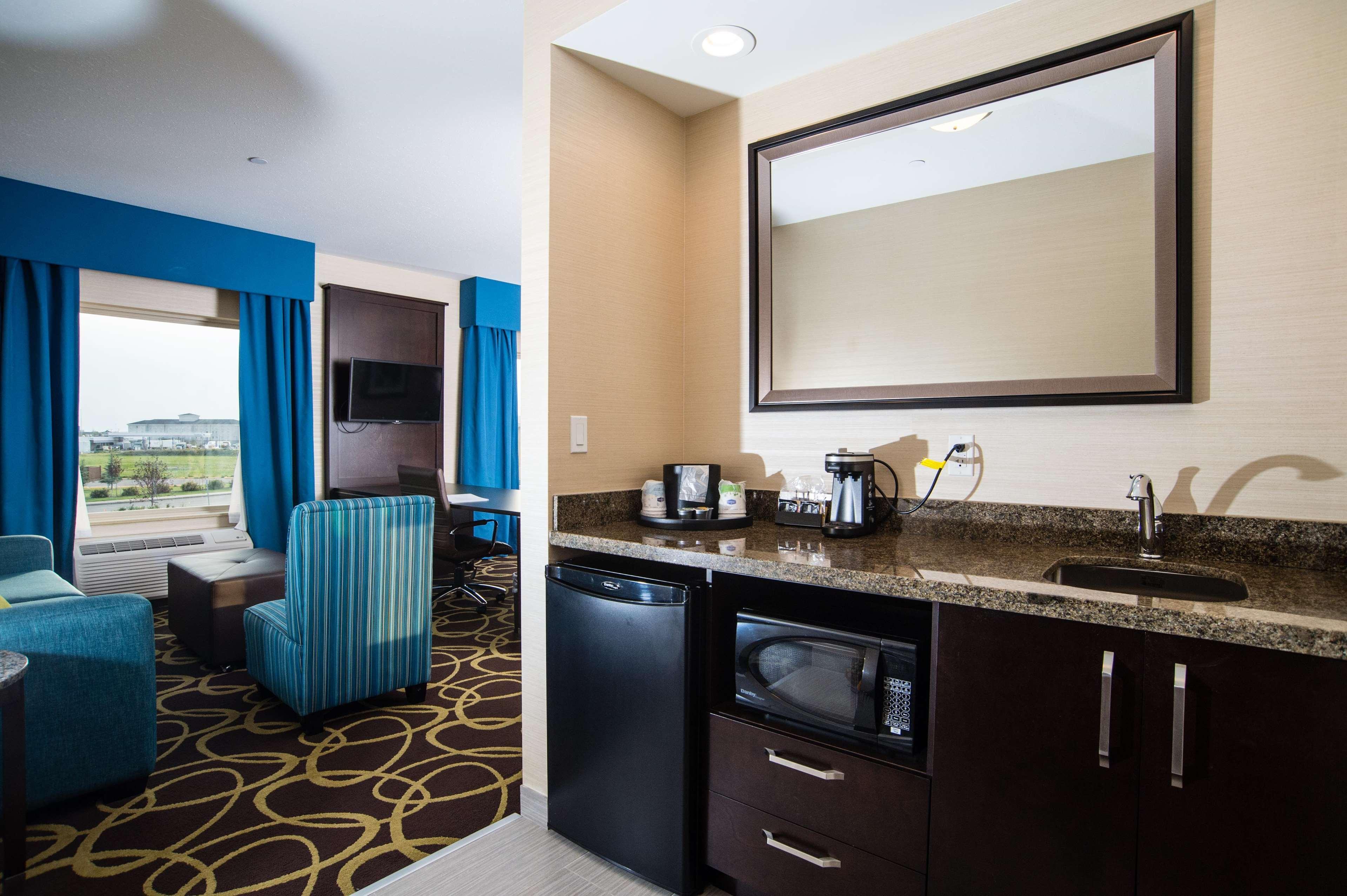 Hampton Inn & Suites East Gate Regina Kültér fotó