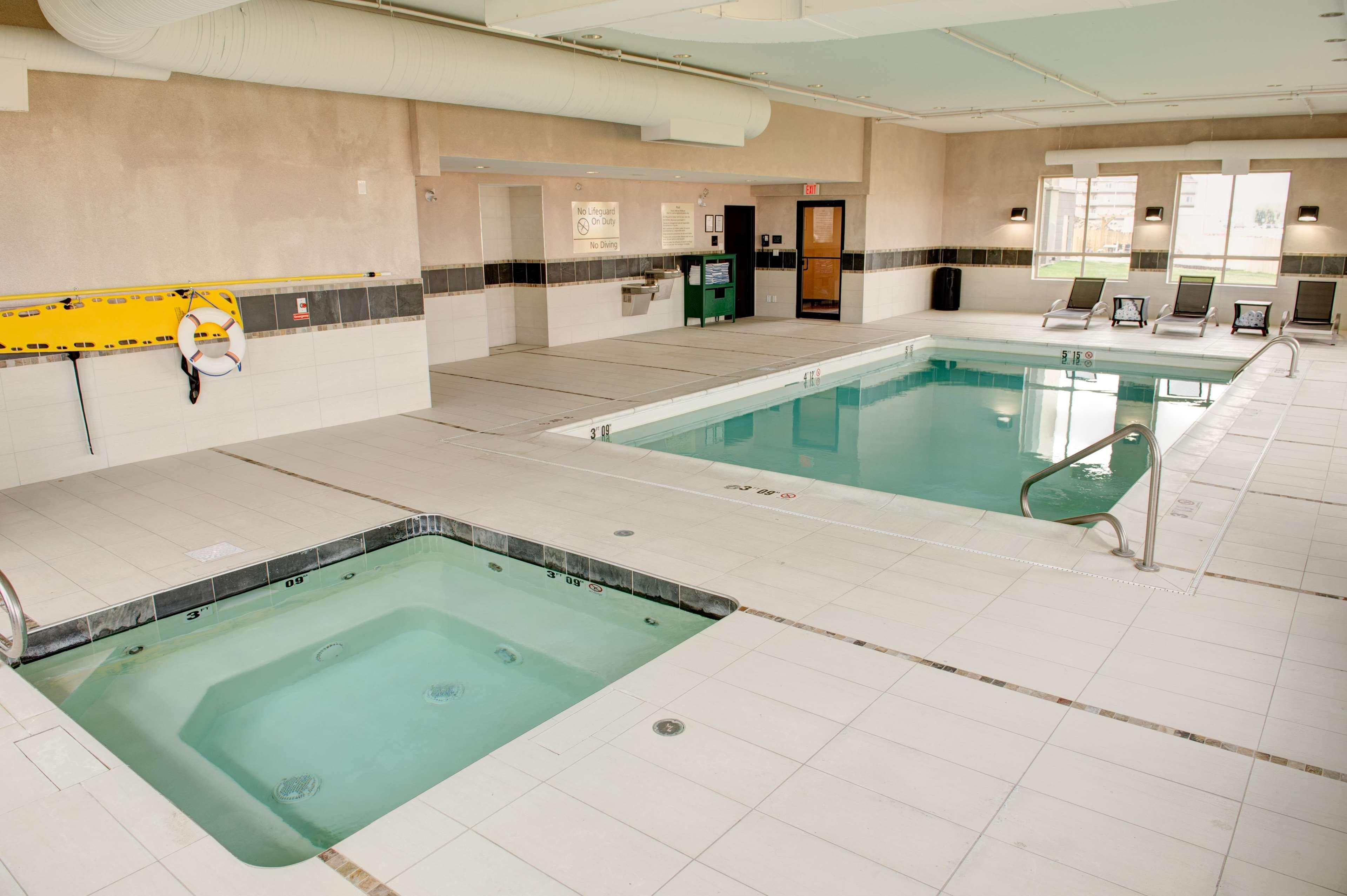 Hampton Inn & Suites East Gate Regina Kültér fotó